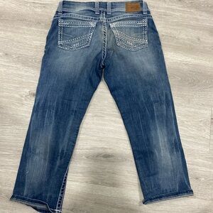 BKE Payton denim crop size 28! 95% cotton